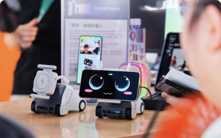 媲美GPT-4o的王炸模型,这家创业公司做出来了